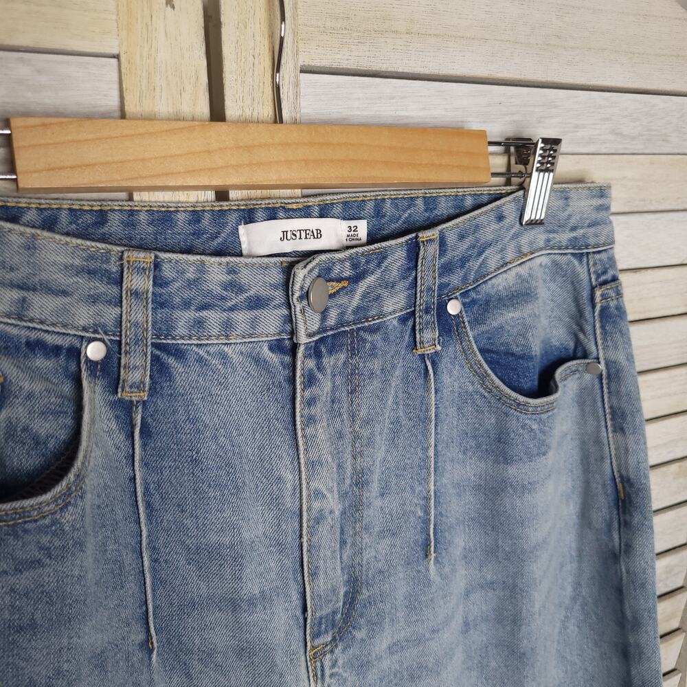 💛3/$15 JUSTFAB Size 32 Women's Jeans Straight Cut Light Blue 33 Waist High Rise - Picture 3 of 8